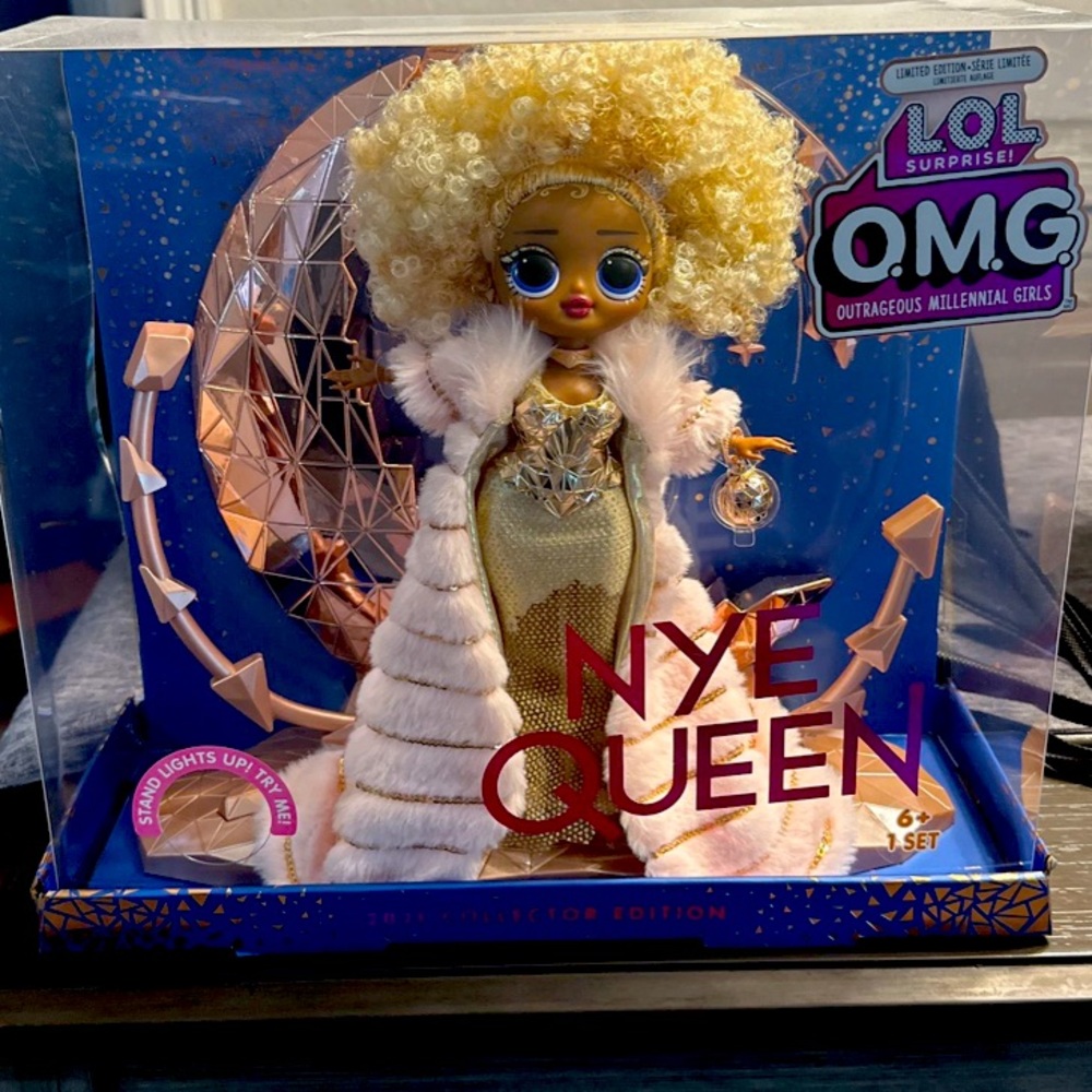 L.O.L. Surprise! O.M.G. NYE Queen Doll - Gold and White